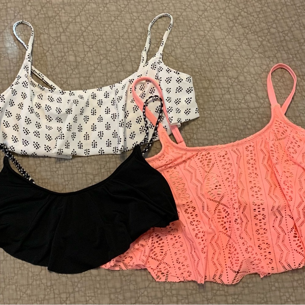 Arizona Old Navy Xhilaration Bundle of 3 Ruffled Bikini Tops Size Large